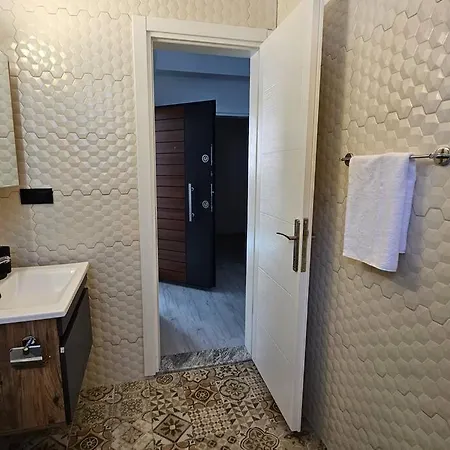Διαμέρισμα Riverside Suits- 7 Ile Evinizde Gibi *