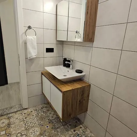 Διαμέρισμα Riverside Suits- 7 Ile Evinizde Gibi *