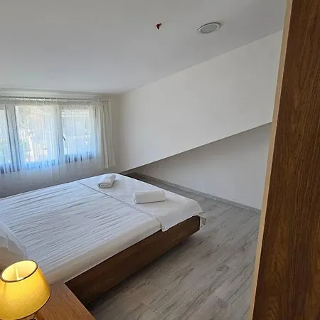 Riverside Suits- 7 Ile Evinizde Gibi