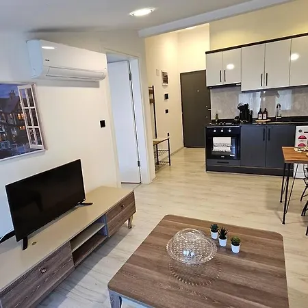 Riverside Suits- 7 Ile Evinizde Gibi